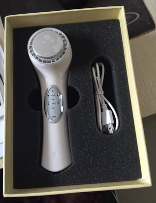 Warm Color Light Beauty Instrument Device in a box with power cable. It is an ideal LED device purchase.