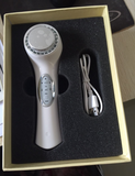 Warm Color Light Beauty Instrument Device in a box with power cable. It is an ideal LED device purchase.