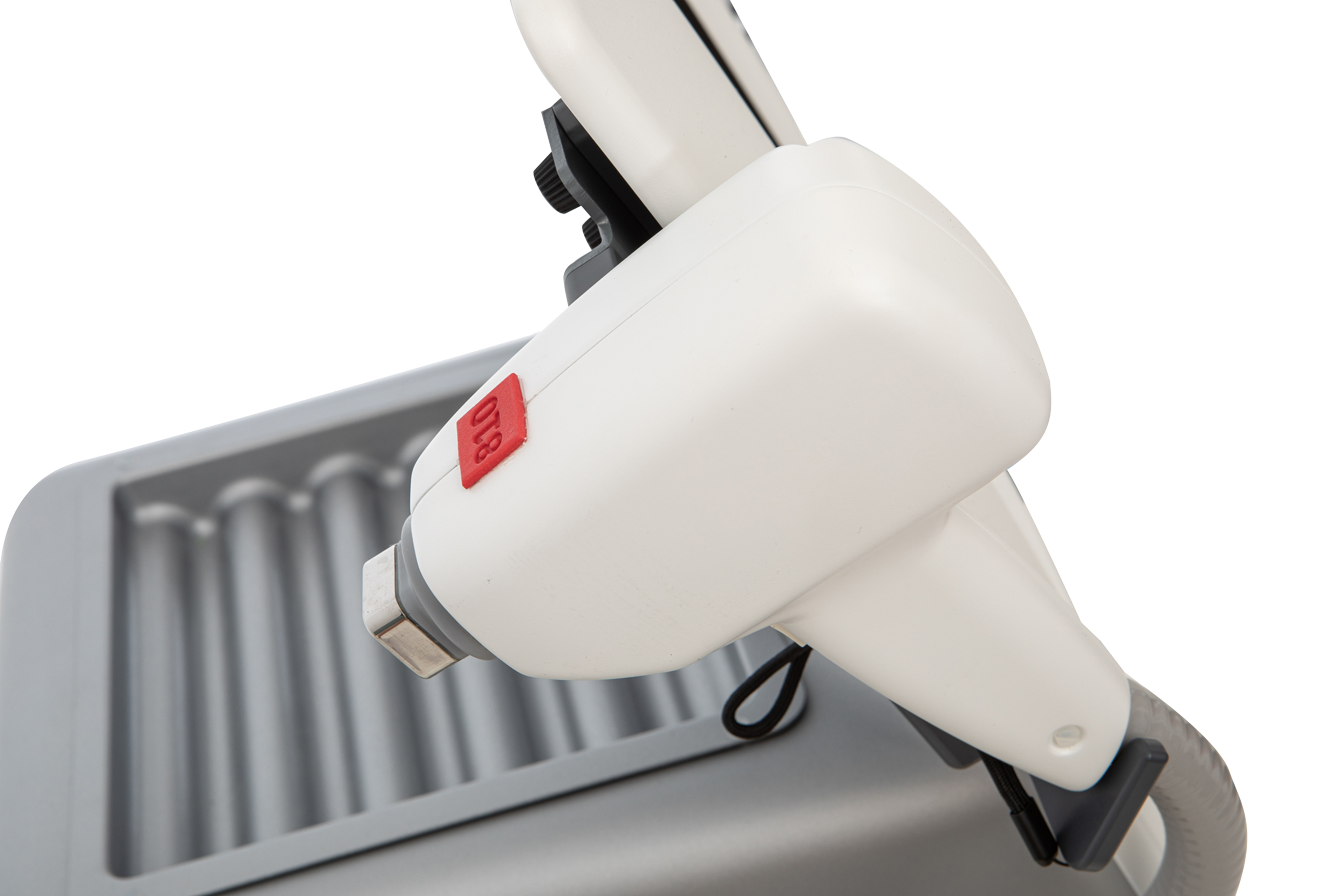 Leaseir medical device with equipment close up. It is a great value aesthetic laser purchase.